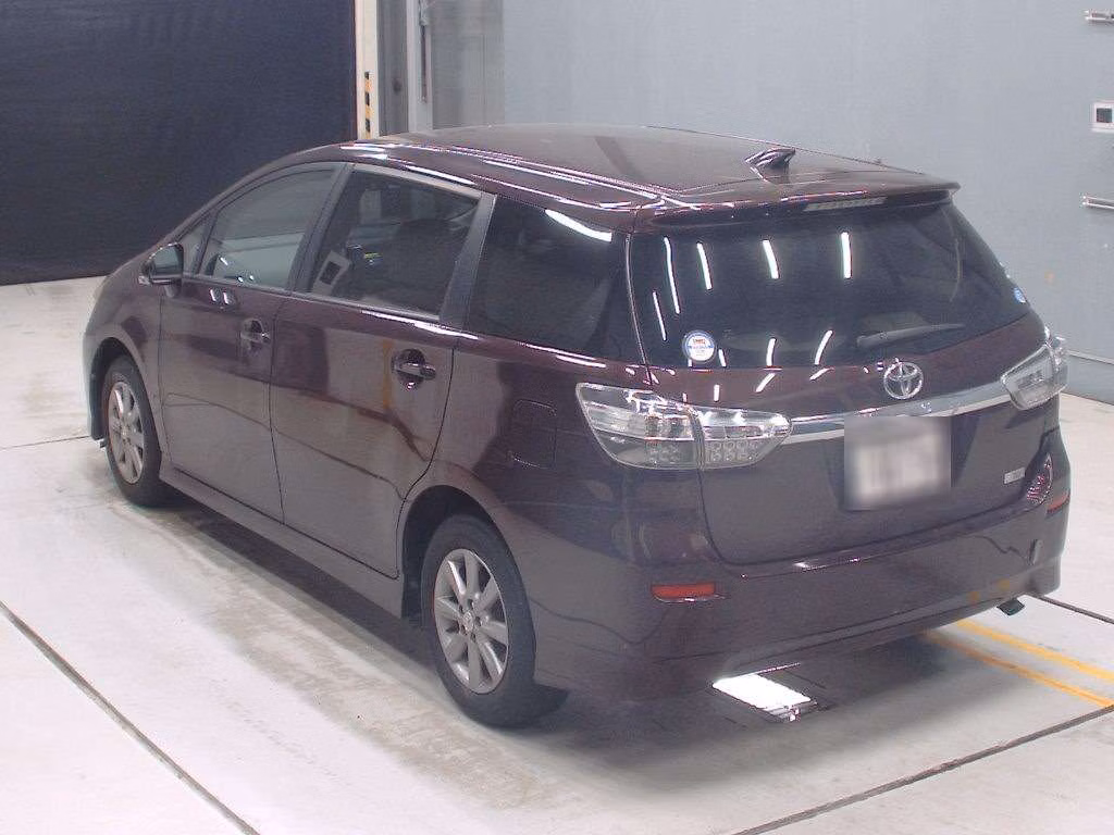 TOYOTA WISH