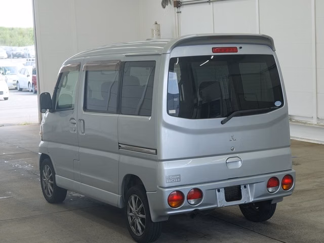 MITSUBISHI TOWN BOX