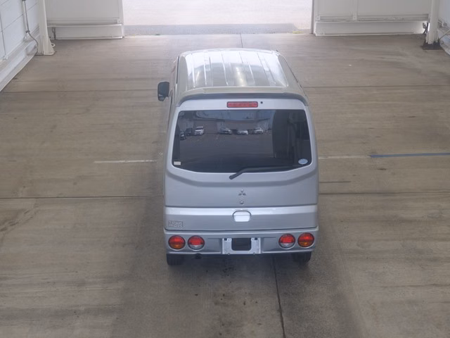 MITSUBISHI TOWN BOX