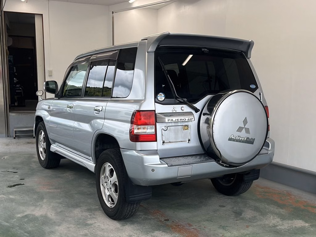 MITSUBISHI PAJERO IO