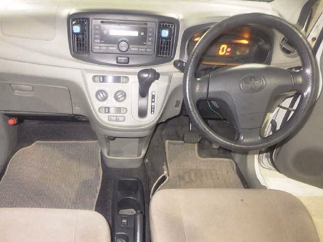 TOYOTA PIXIS EPOCH