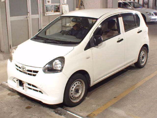 TOYOTA PIXIS EPOCH