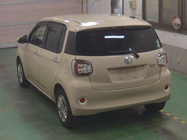 DAIHATSU BOON