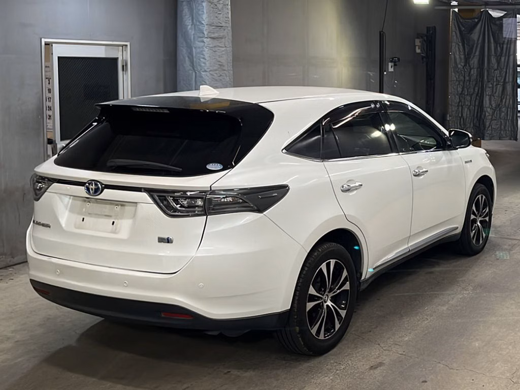 TOYOTA HARRIER