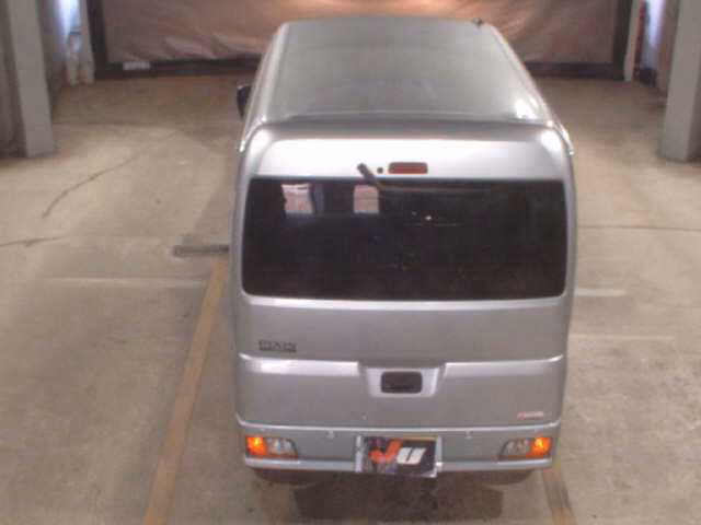 TOYOTA PIXIS VAN