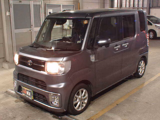 TOYOTA PIXIS MEGA