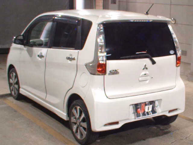 MITSUBISHI EK CUSTOM
