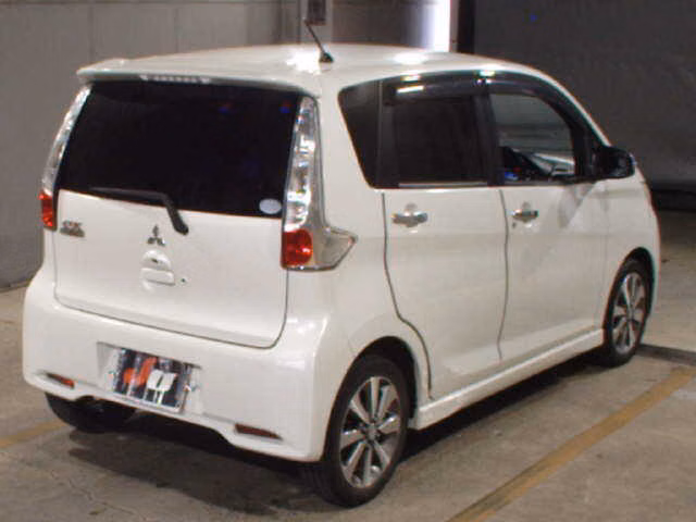 MITSUBISHI EK CUSTOM