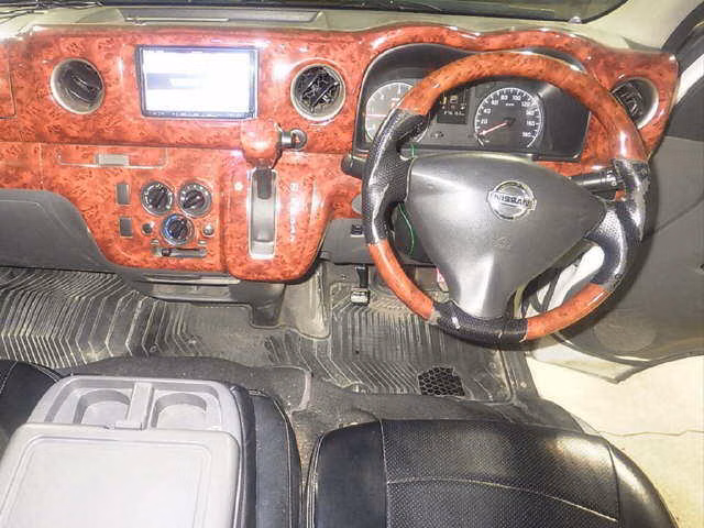 NISSAN NV350 CARAVAN