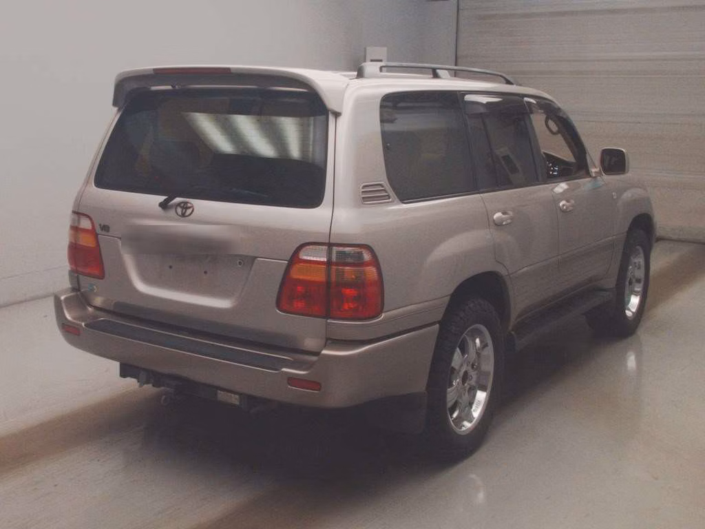 TOYOTA LAND CRUISER
