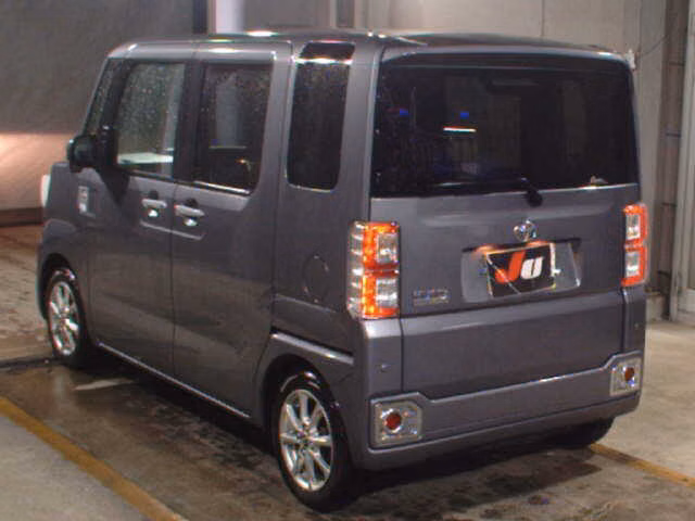 TOYOTA PIXIS MEGA