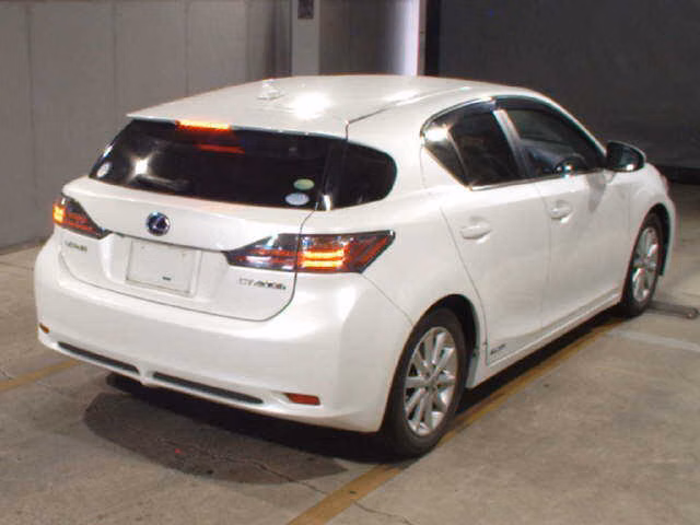 LEXUS CT200H