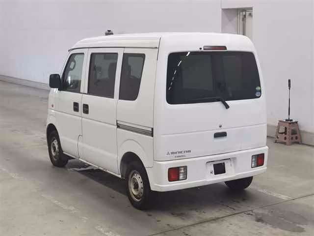 MITSUBISHI MINICAB