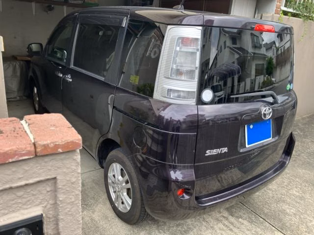TOYOTA SIENTA