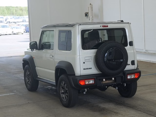 SUZUKI JIMNY SIERRA