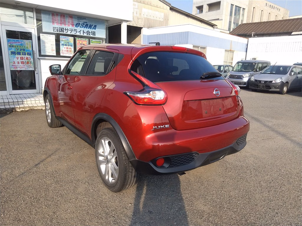 NISSAN JUKE
