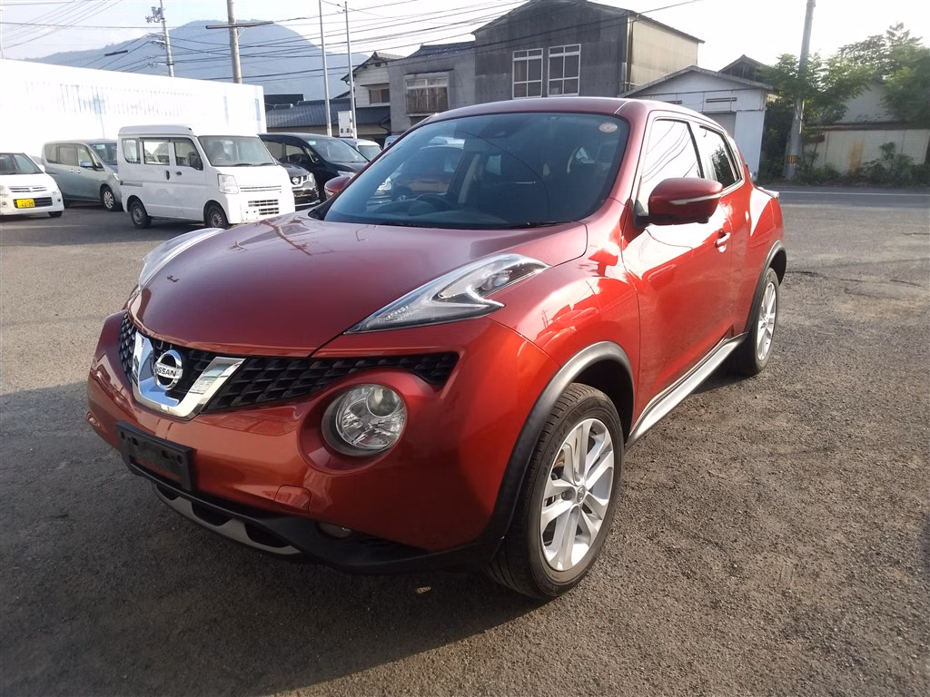 NISSAN JUKE
