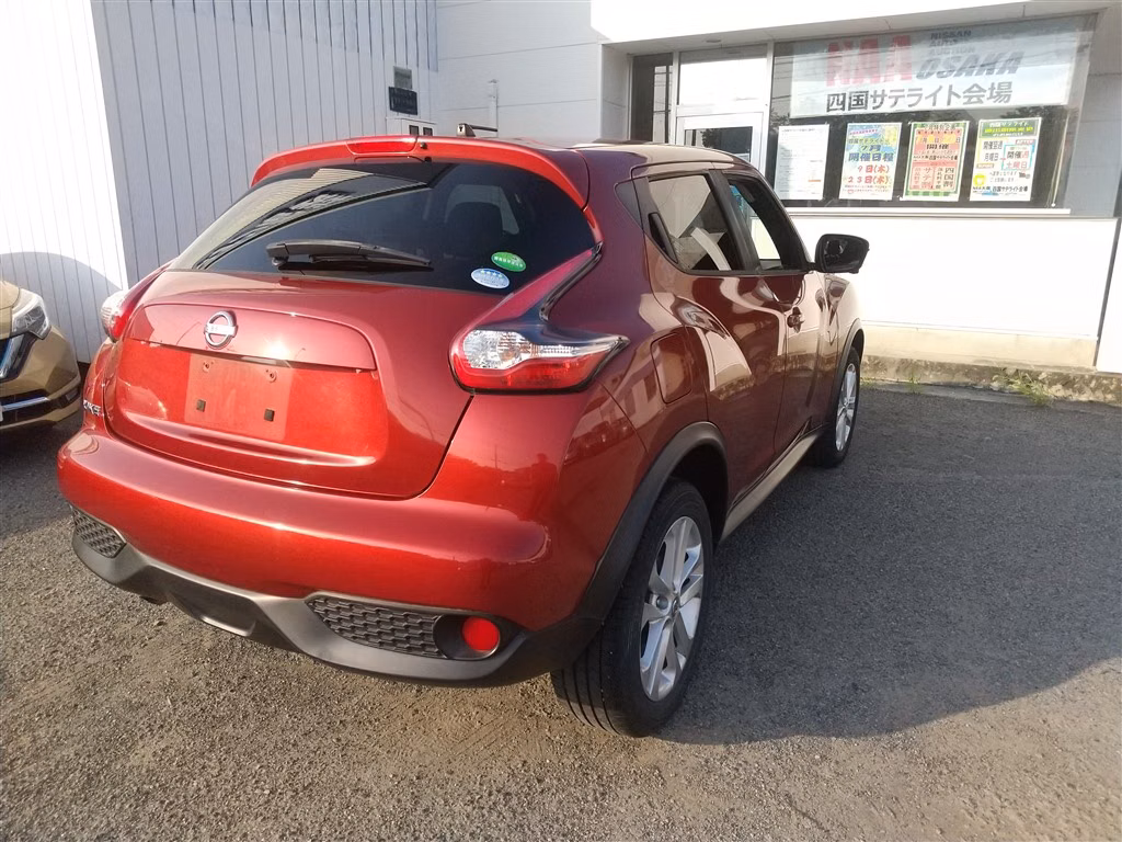 NISSAN JUKE