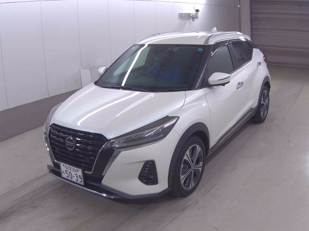 NISSAN KICKS