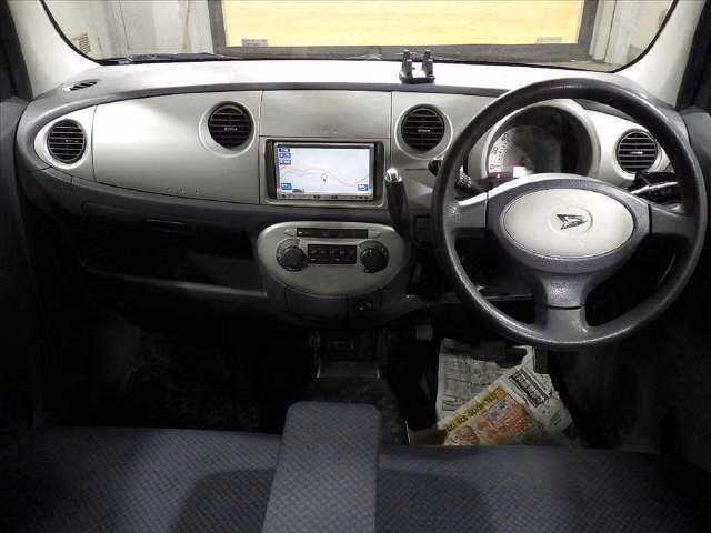 DAIHATSU MOVE LATTE