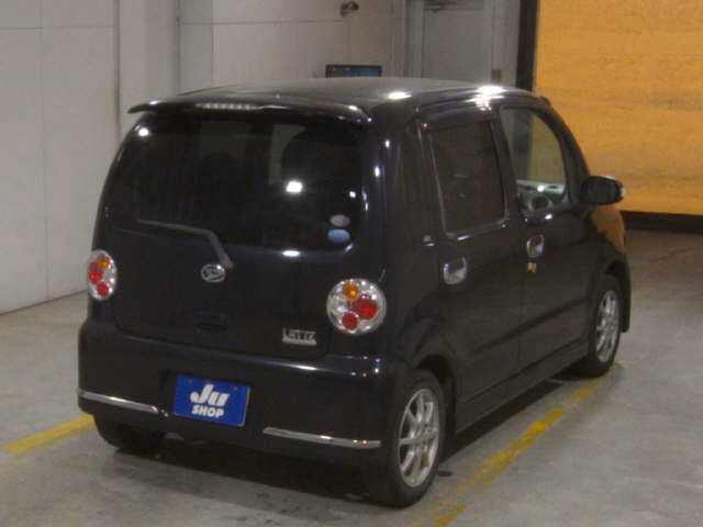 DAIHATSU MOVE LATTE