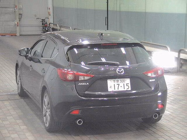 MAZDA AXELA