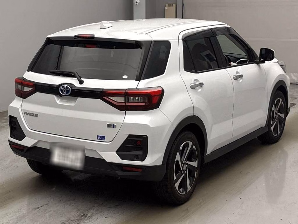 TOYOTA RAIZE
