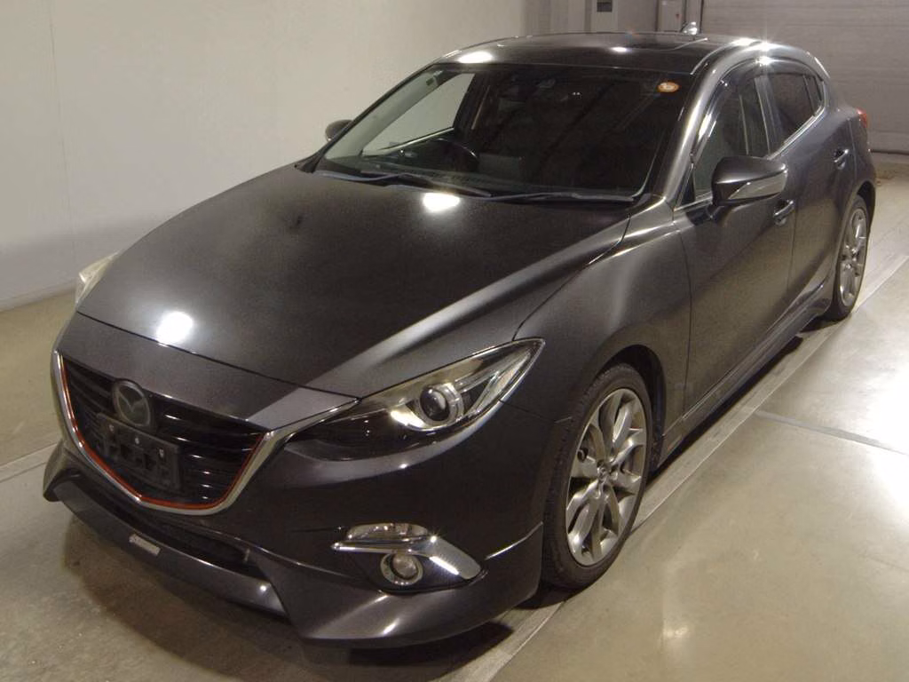 MAZDA AXELA