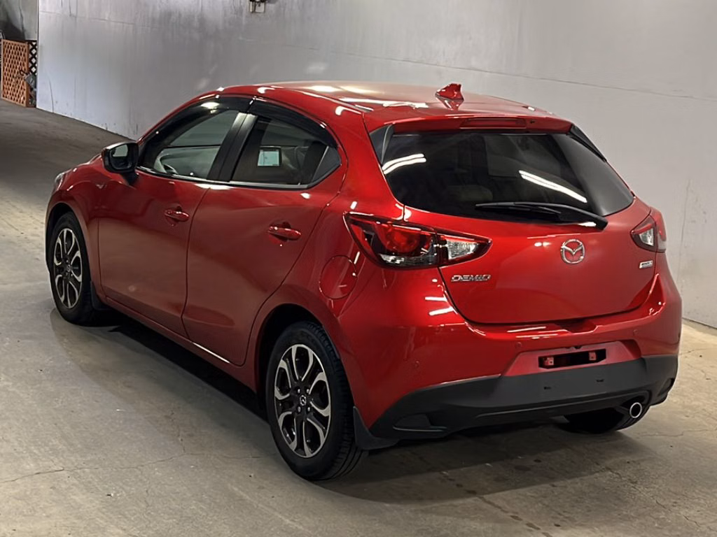 MAZDA DEMIO