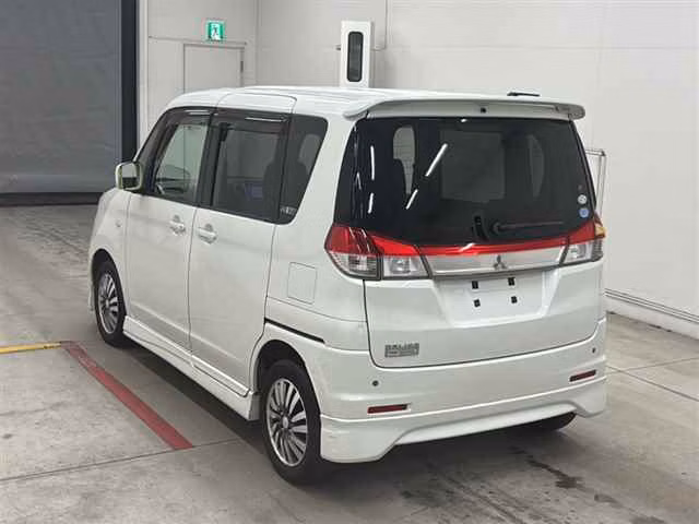 MITSUBISHI DELICA D:2