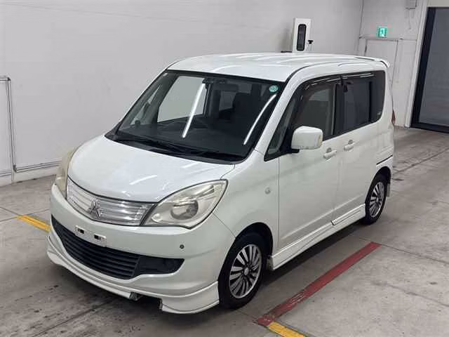 MITSUBISHI DELICA D:2