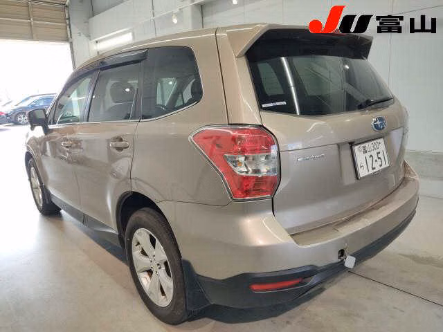 SUBARU FORESTER