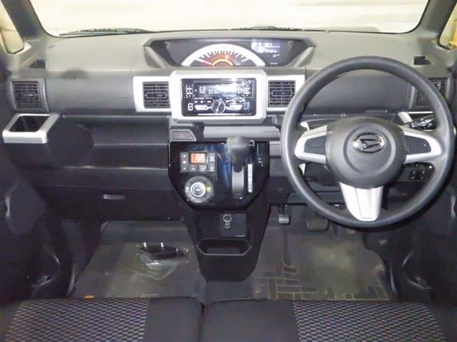 DAIHATSU WAKE