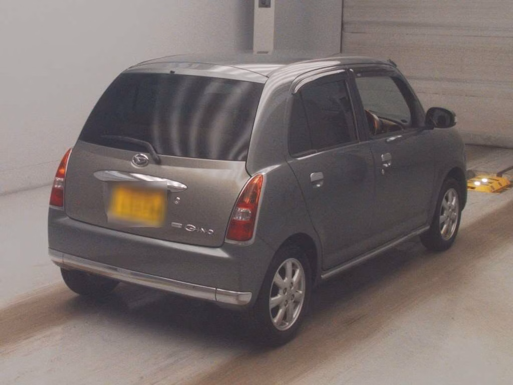 DAIHATSU MIRA GINO