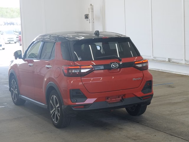 DAIHATSU ROCKY