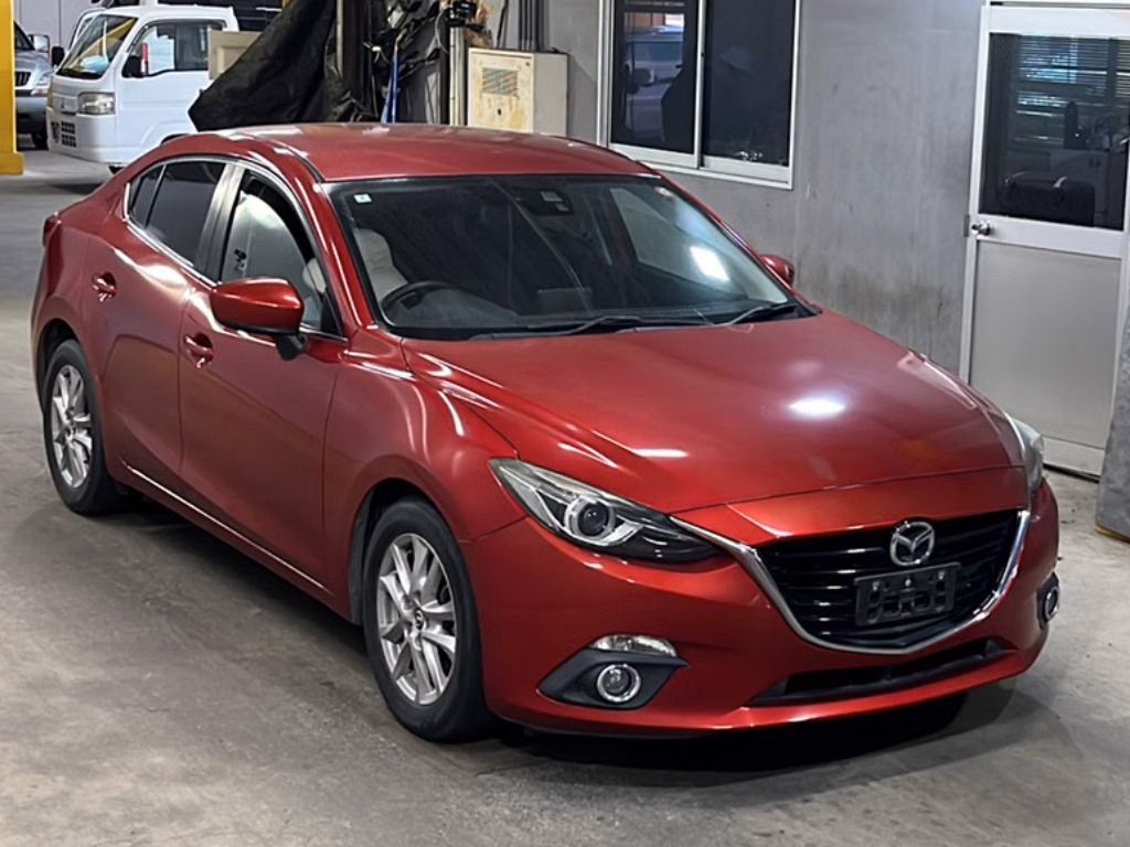 MAZDA AXELA