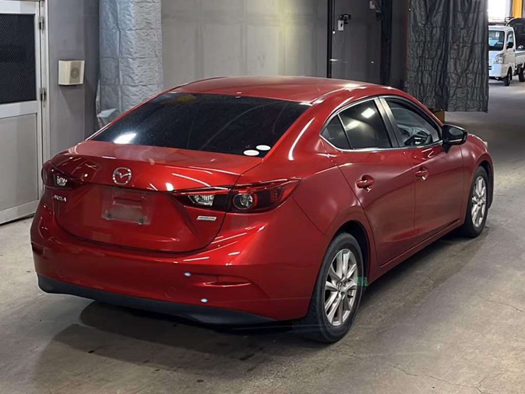 MAZDA AXELA