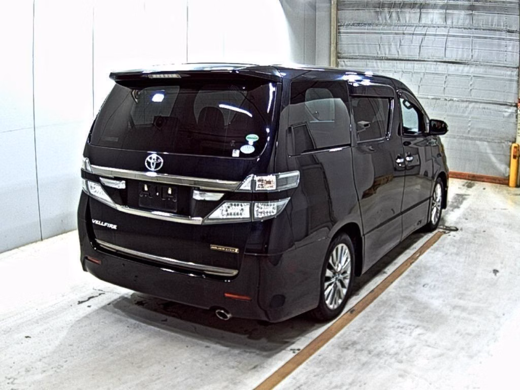 TOYOTA VELLFIRE