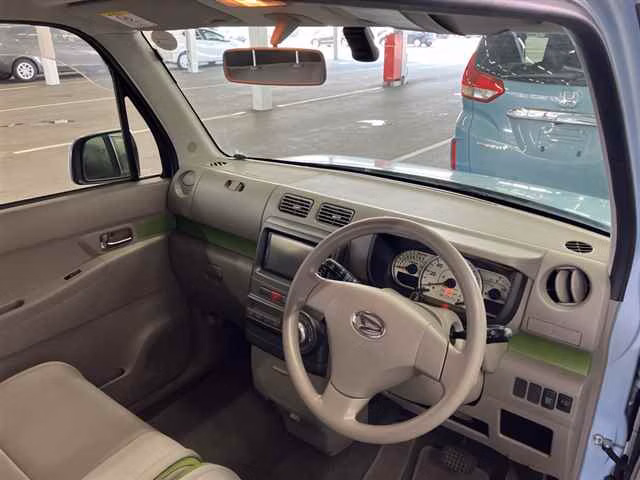DAIHATSU MOVE CONTE