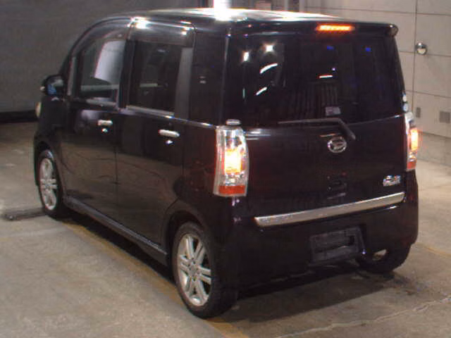 DAIHATSU TANTO EXE