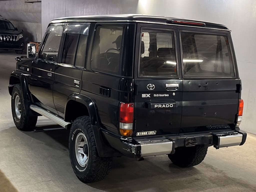 TOYOTA LAND CRUISER PRADO