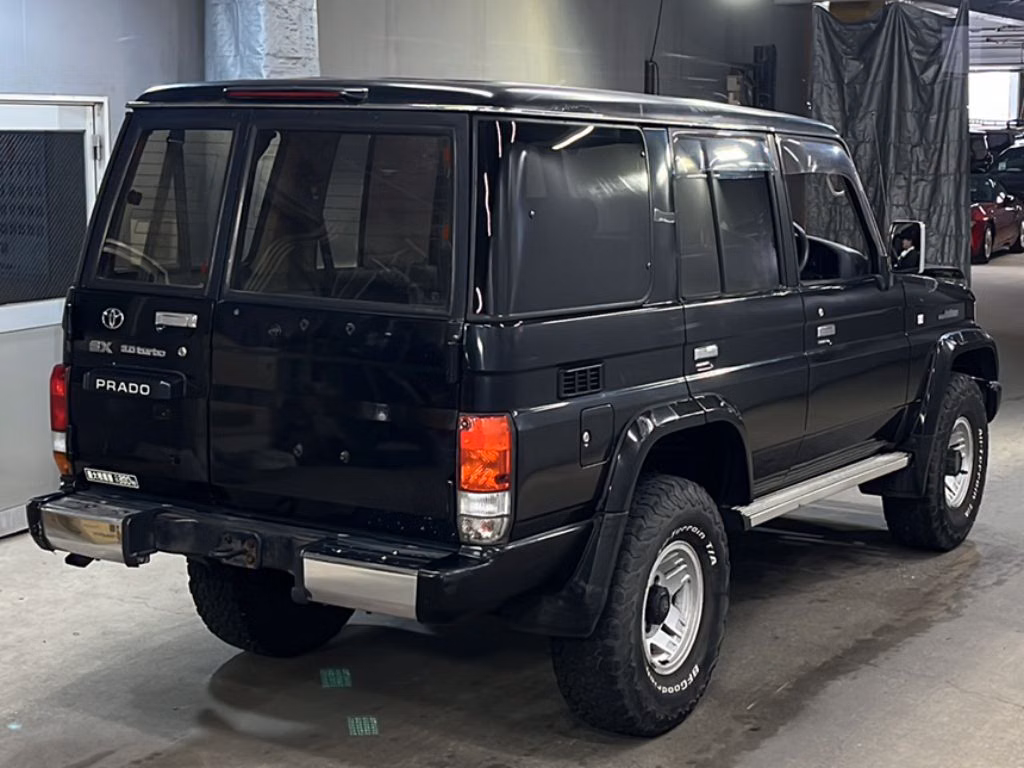 TOYOTA LAND CRUISER PRADO