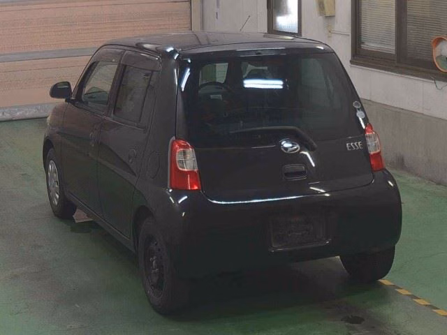 DAIHATSU ESSE