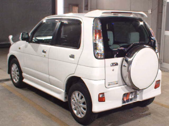 DAIHATSU TERIOS KID