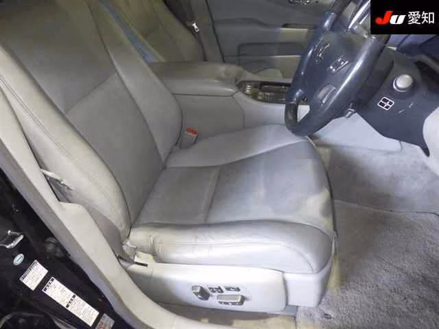 LEXUS LS600H