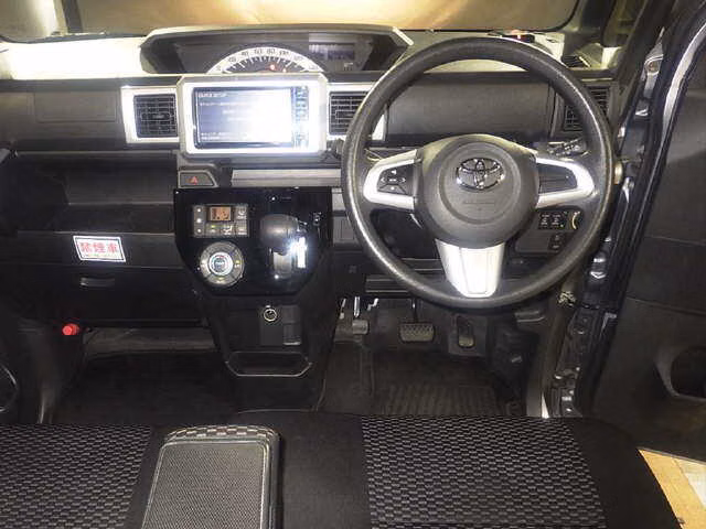 TOYOTA PIXIS MEGA