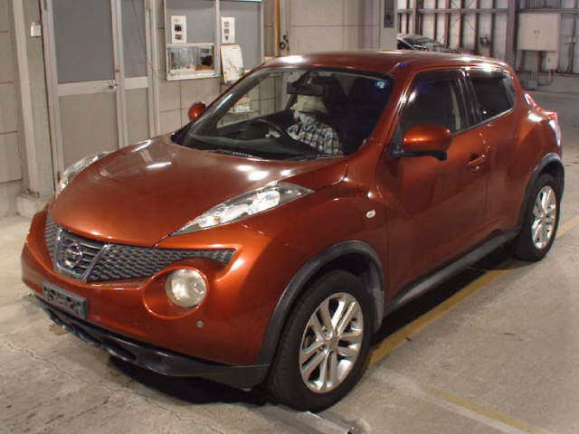NISSAN JUKE