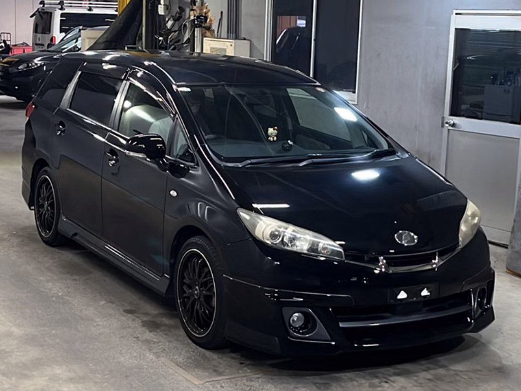 TOYOTA WISH