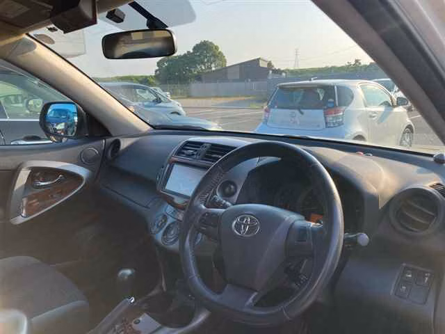 TOYOTA VANGUARD