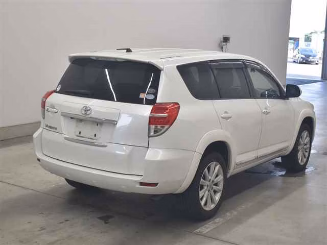 TOYOTA VANGUARD